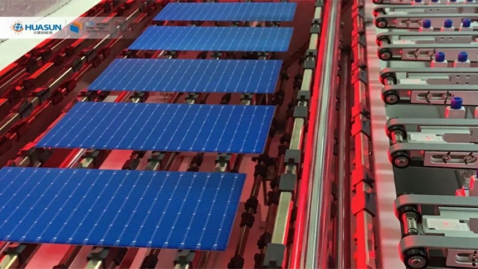 Huasun Energy Secures 1.2 GW HJT Cell Contract