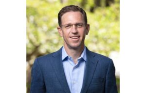 With his experience in both the public and private sectors, Craig Cornelius (in the picture) will lead both CEG and its public affiliate Clearway Energy Inc. (Photo Credit: Clearway Energy Group)